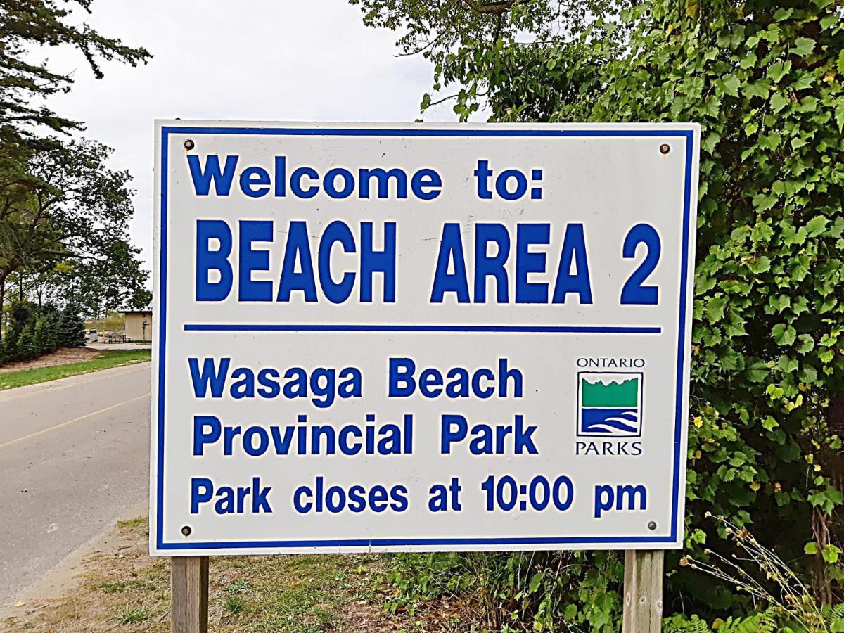 The Beach 2 Cottage - Wifi, Netflix, Steps To The Beach Wasaga Beach Exterior photo